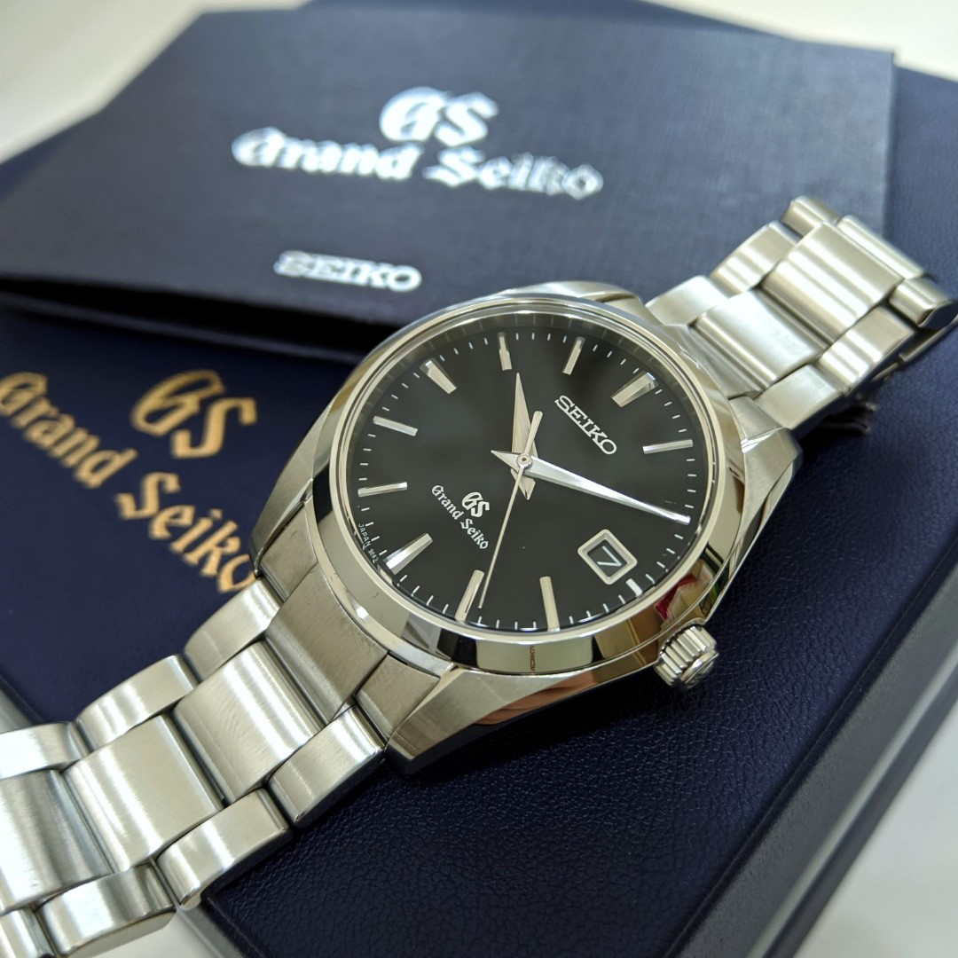 Owner Review: Grand Seiko SBGX061 – Quartz at its Best