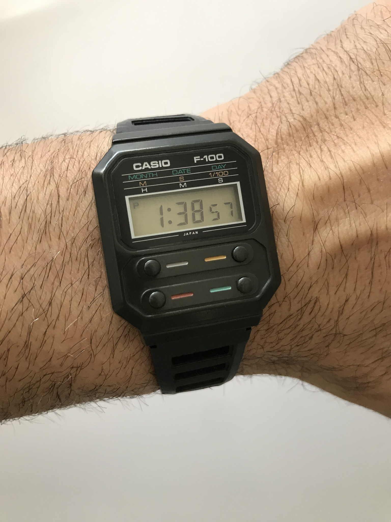 Owner Review: Casio F-100 “Ellen Ripley’s watch from Alien”