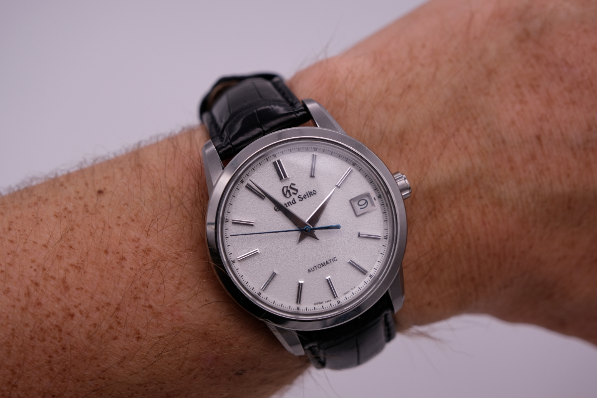 Owner Review: Grand Seiko SBGR305 – Giving in to Peer Pressure