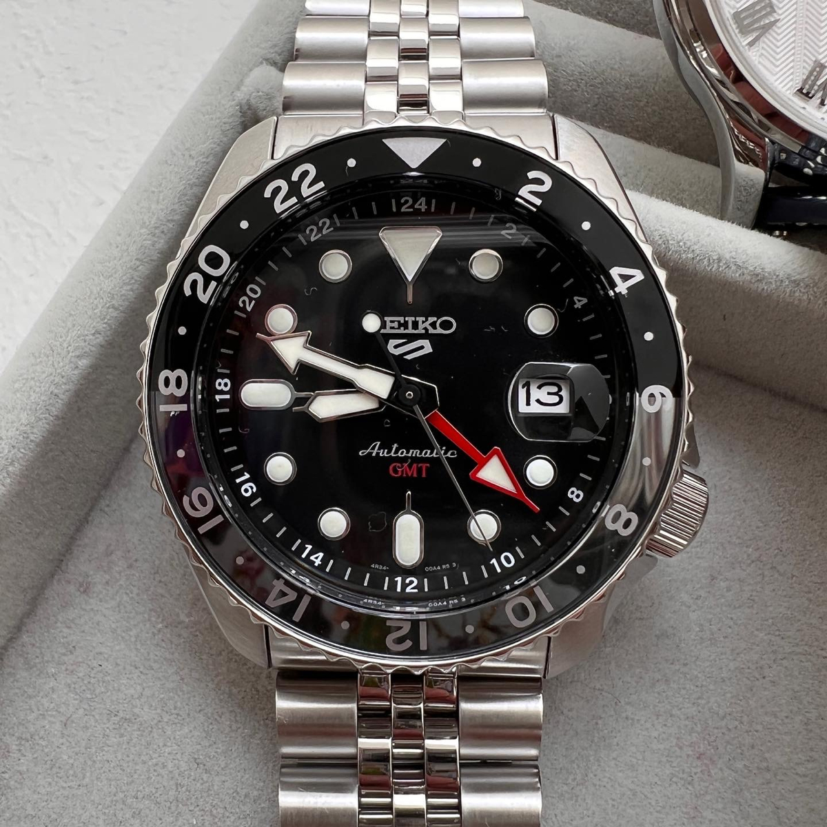 Seiko 5 GMT