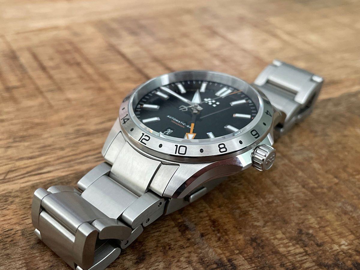 Christopher Ward C63 Sealander GMT