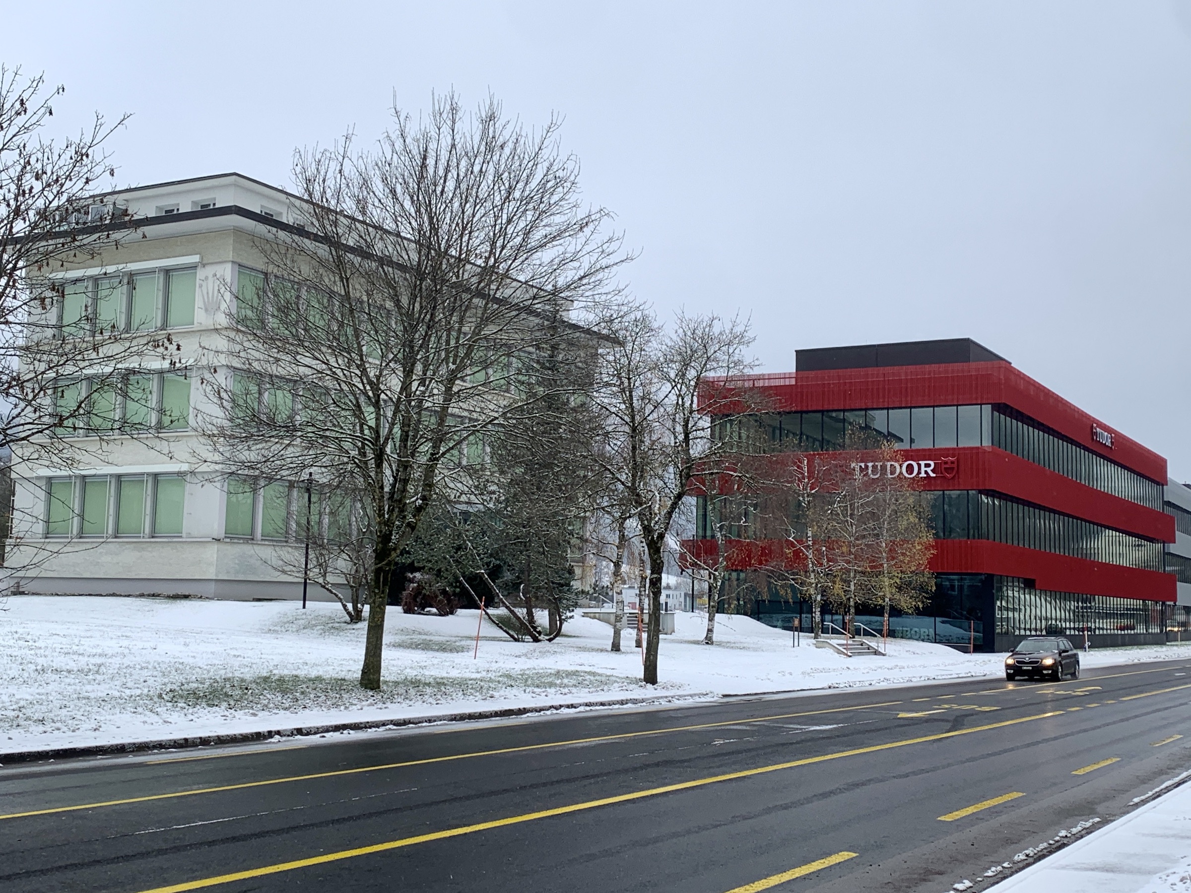 Building of the watch brands Tudor and Kenissi in Le Locle